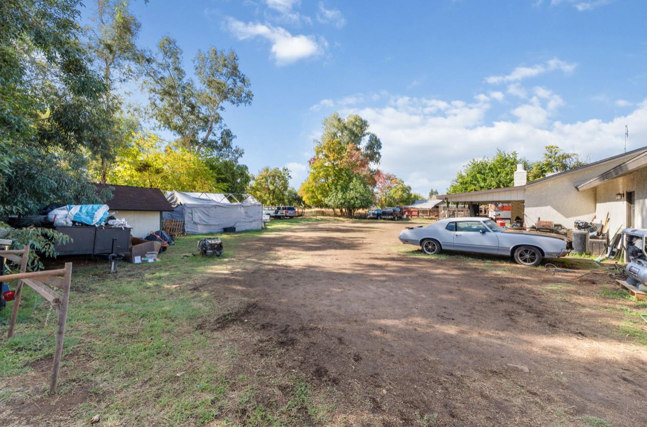 8289 E Mckinley Ave, Fresno, CA 93737