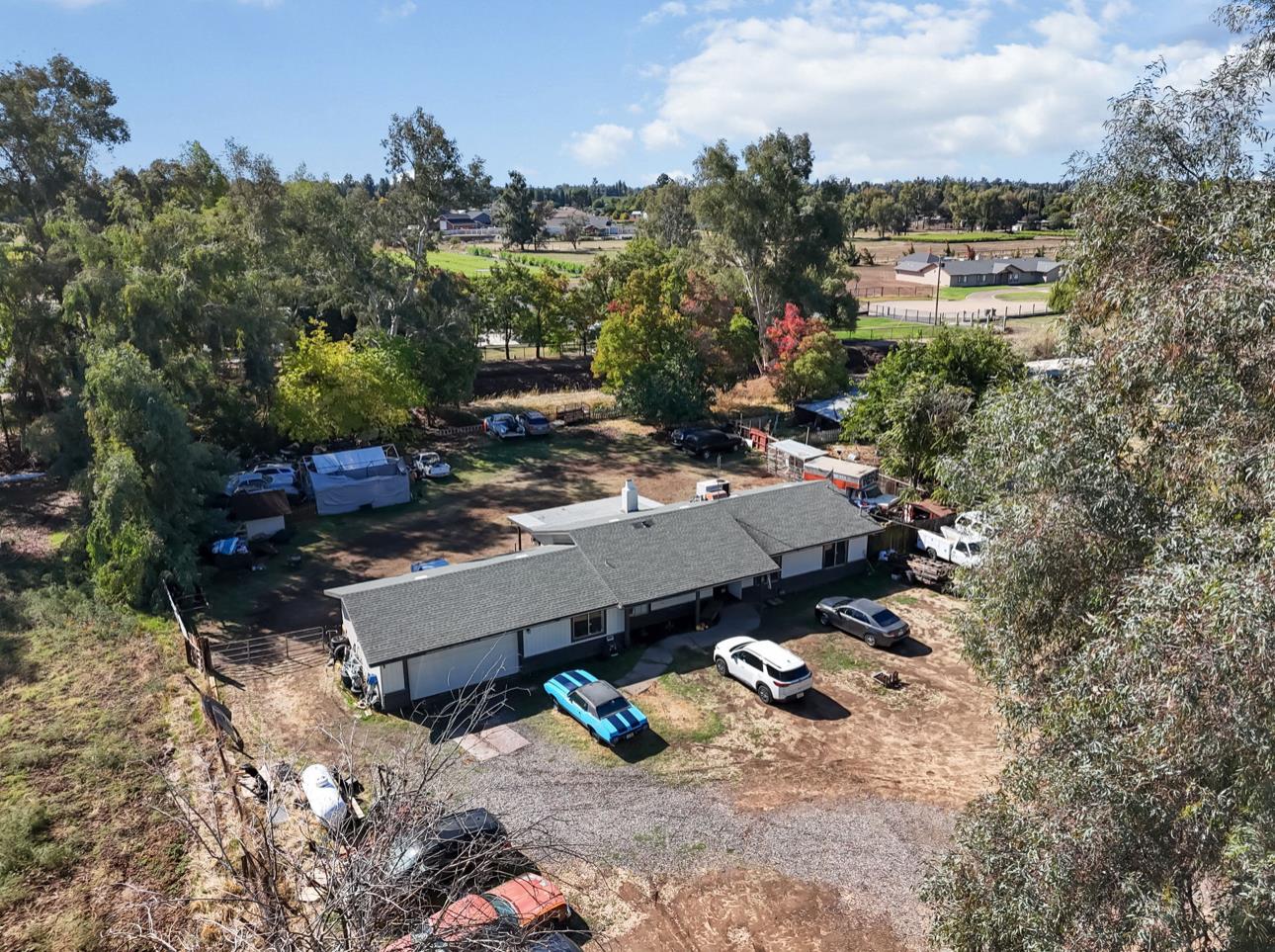 8289 E Mckinley Ave, Fresno, CA 93737