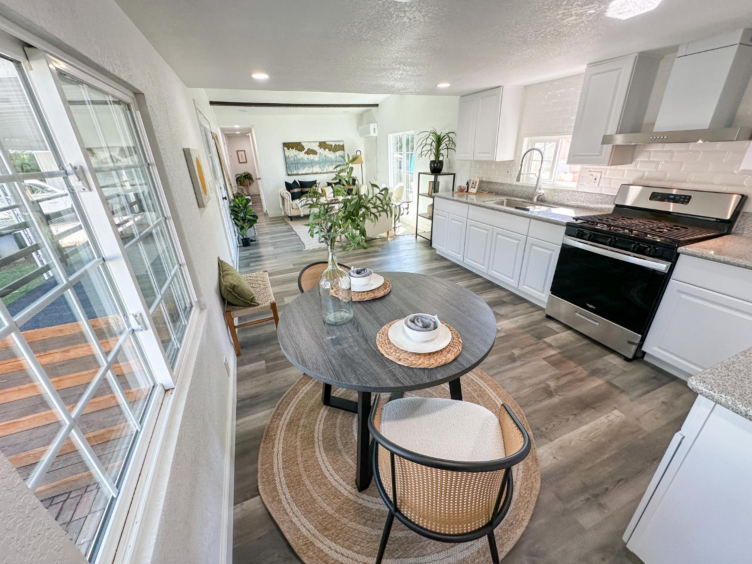 9360 N Blackstone #135, Fresno, CA 93720