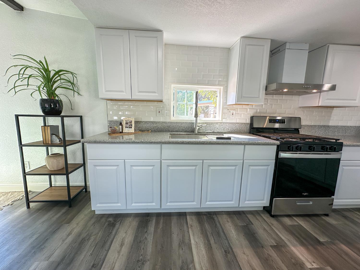 9360 N Blackstone #135, Fresno, CA 93720