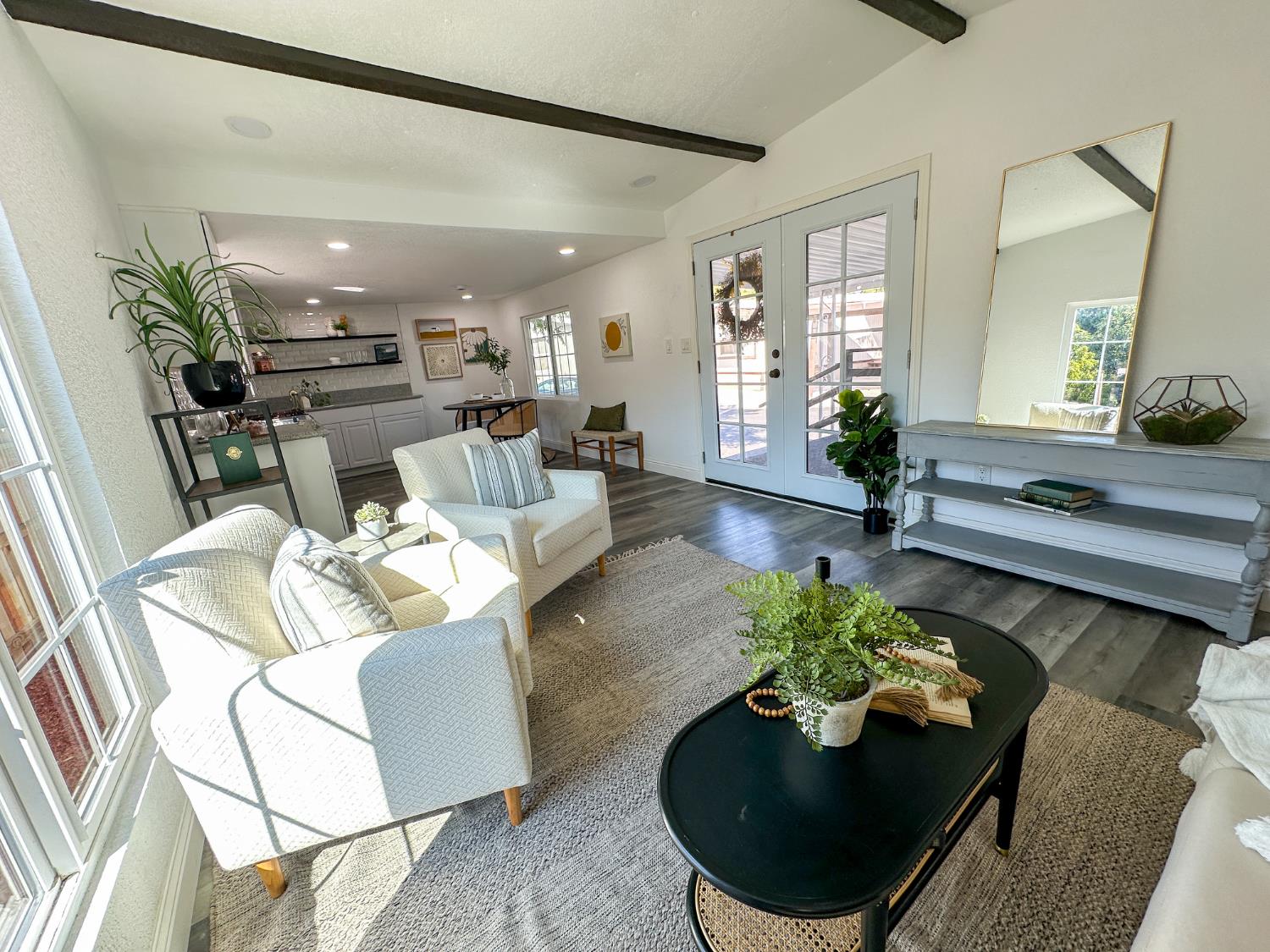 9360 N Blackstone #135, Fresno, CA 93720