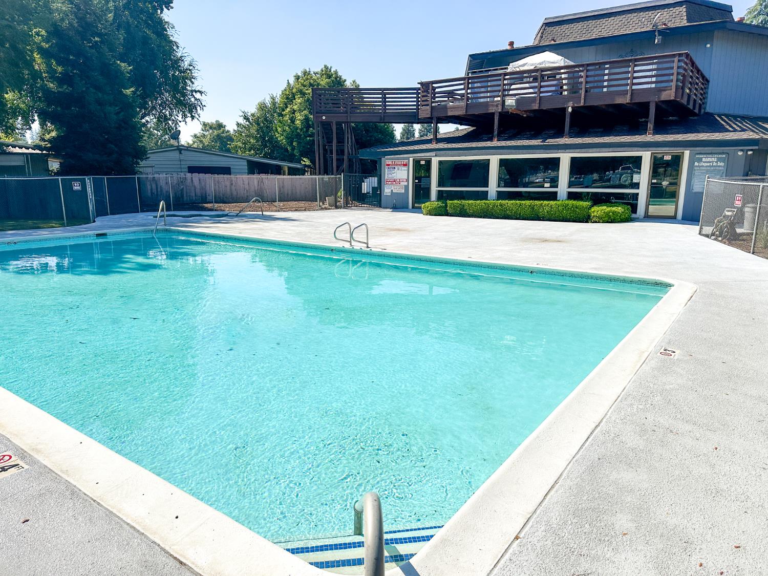 9360 N Blackstone #135, Fresno, CA 93720