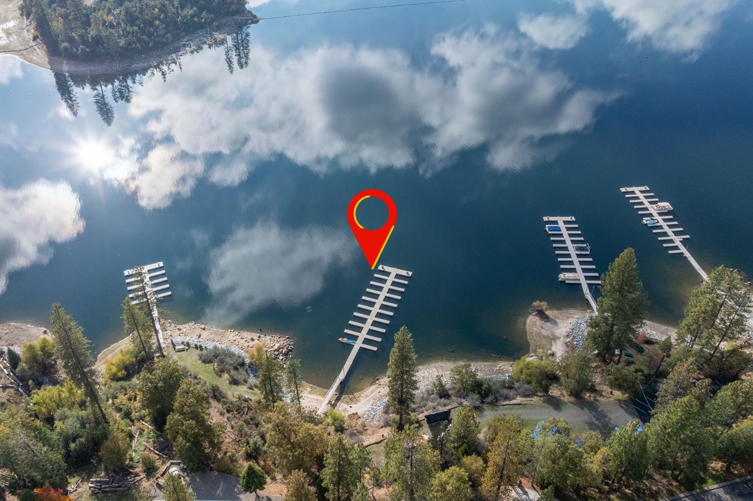 37745 Marina View Dr, Bass Lake, CA 93604