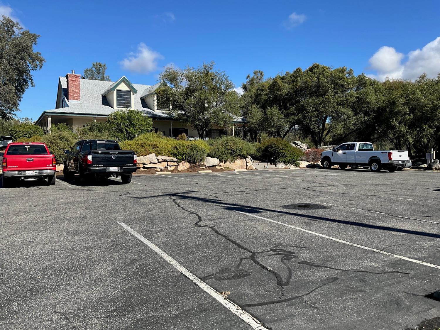 32011 Meadowridge Rd, Coarsegold, CA 93614