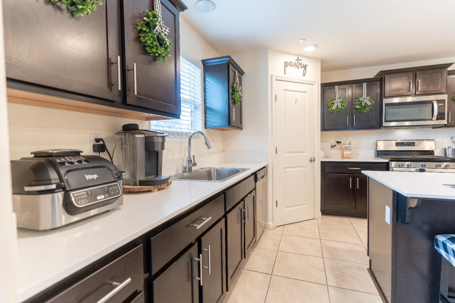 3310 N Church St, Visalia, CA 93291