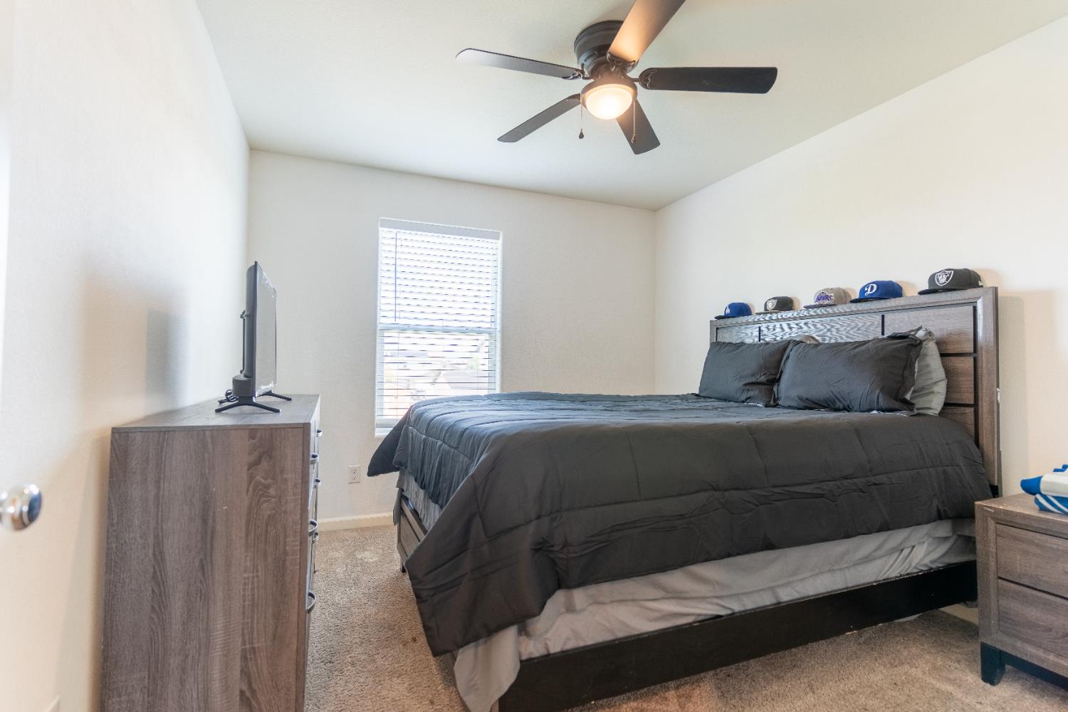 3310 N Church St, Visalia, CA 93291