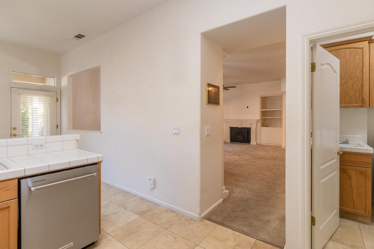 2157 W Rue St Michel, Fresno, CA 93711