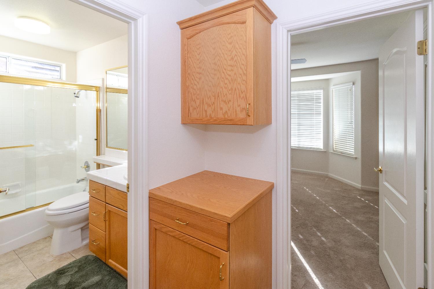 2157 W Rue St Michel, Fresno, CA 93711