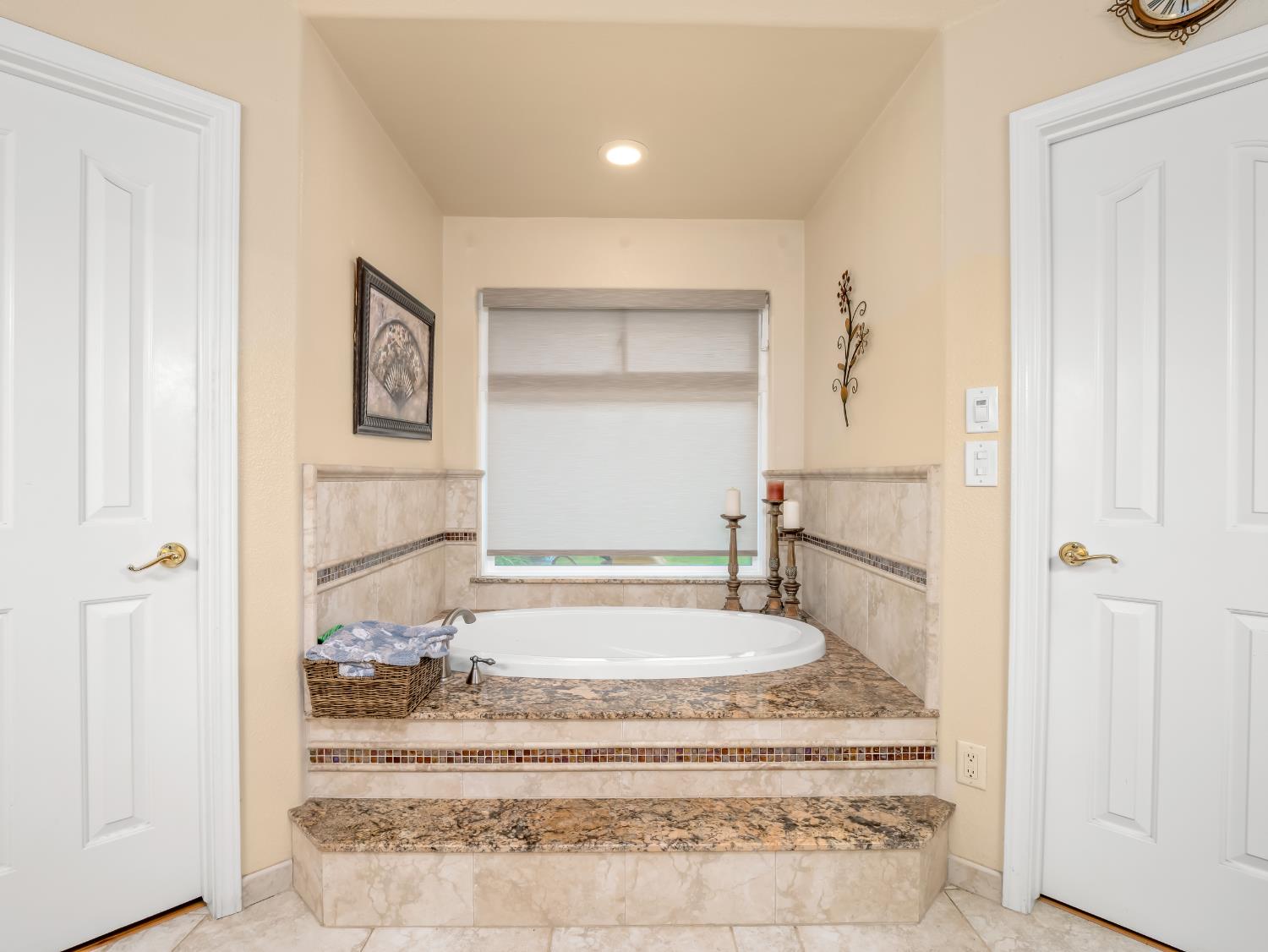 35673 Avenue 12 1/2, Madera, CA 93636