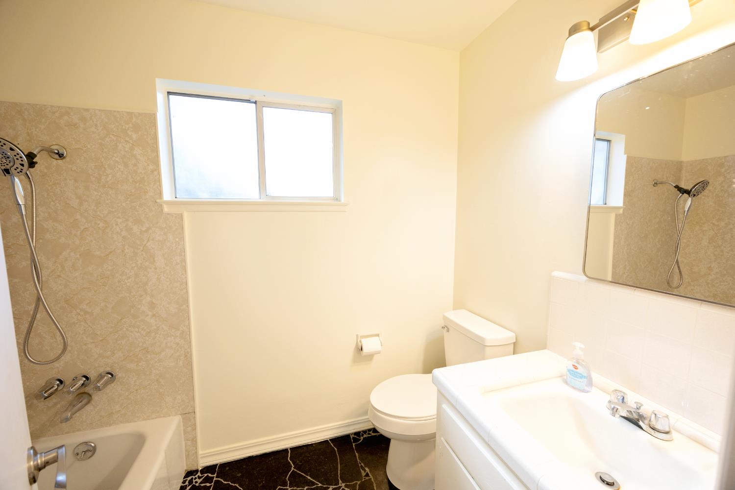 49820 Pierce Ct, Oakhurst, CA 93644