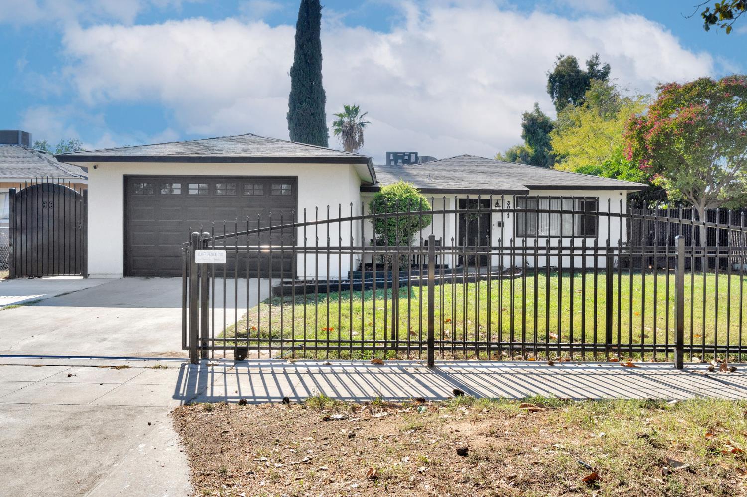 3097 W Santa Ana Ave, Fresno, CA 93722