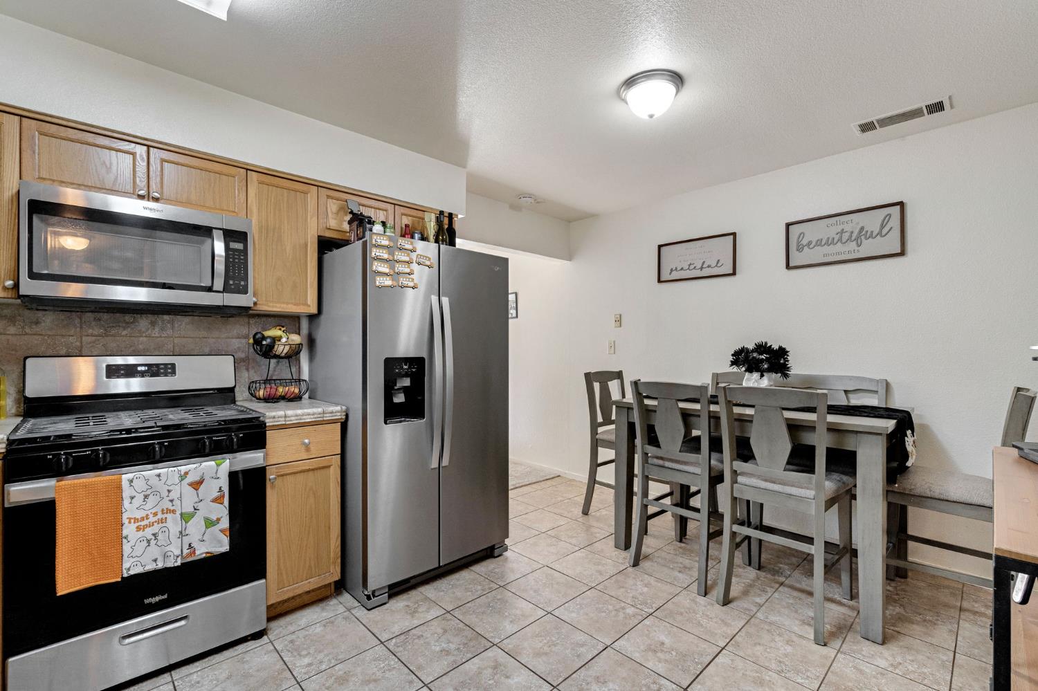 3097 W Santa Ana Ave, Fresno, CA 93722