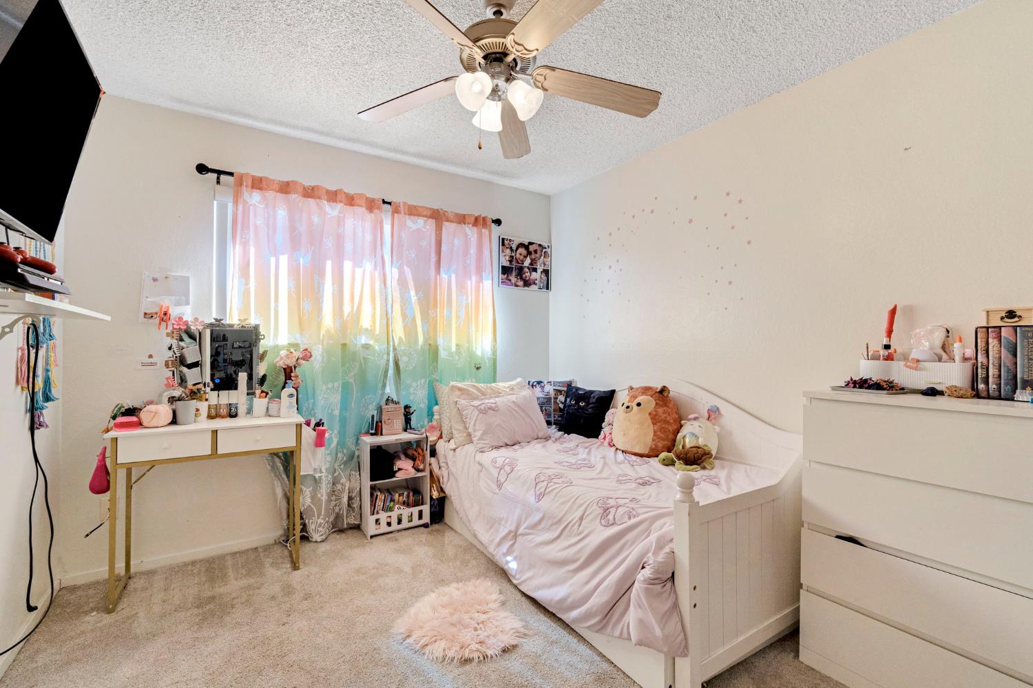 3097 W Santa Ana Ave, Fresno, CA 93722