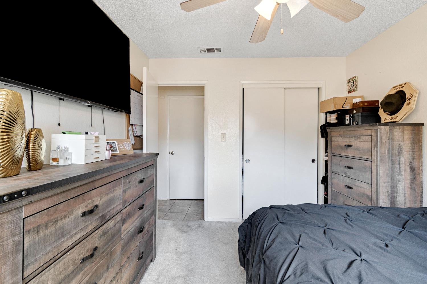 3097 W Santa Ana Ave, Fresno, CA 93722