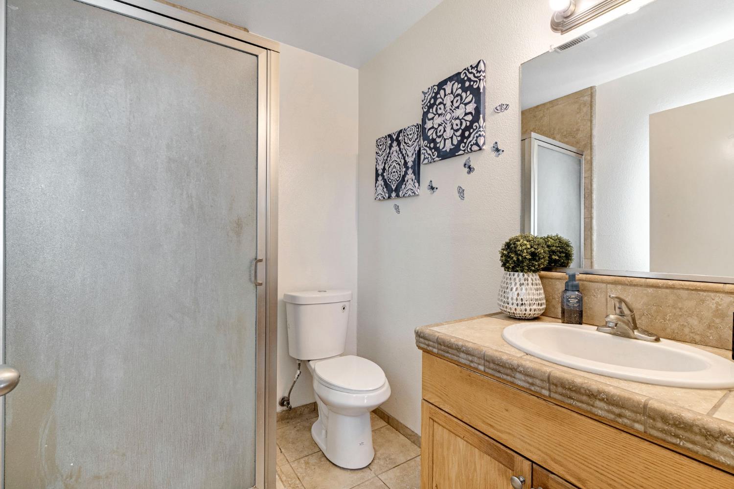 3097 W Santa Ana Ave, Fresno, CA 93722