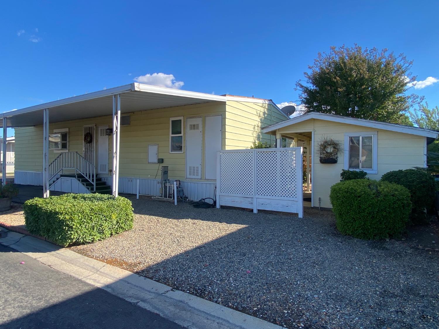 221 W Herndon Ave #107, Pinedale, CA 93650