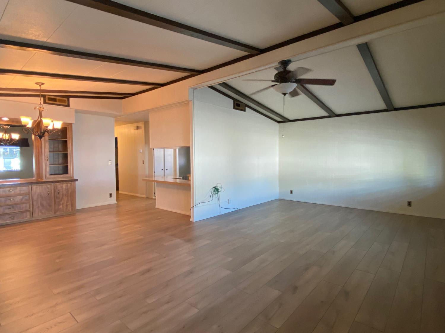 221 W Herndon Ave #107, Pinedale, CA 93650