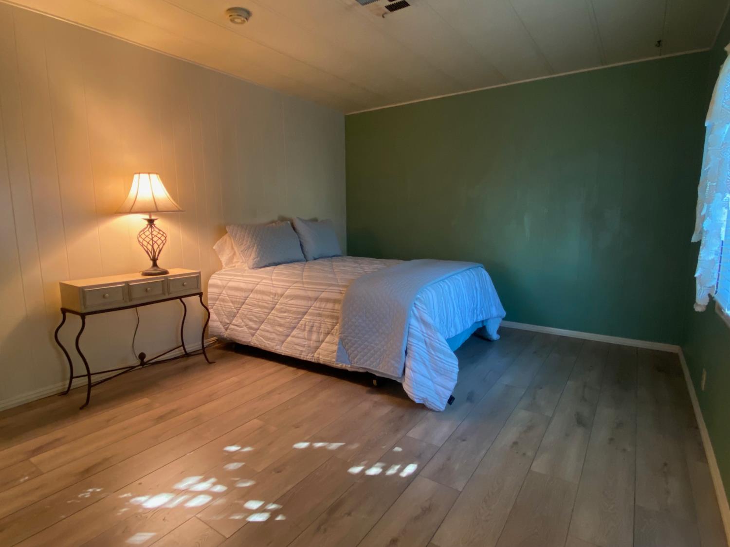 221 W Herndon Ave #107, Pinedale, CA 93650