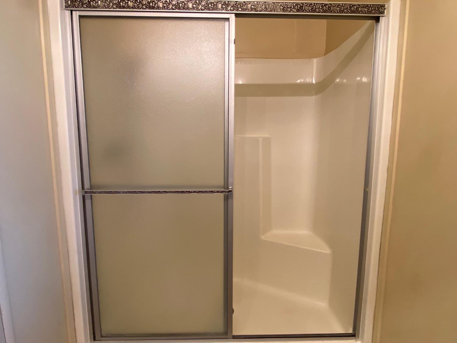 221 W Herndon Ave #107, Pinedale, CA 93650