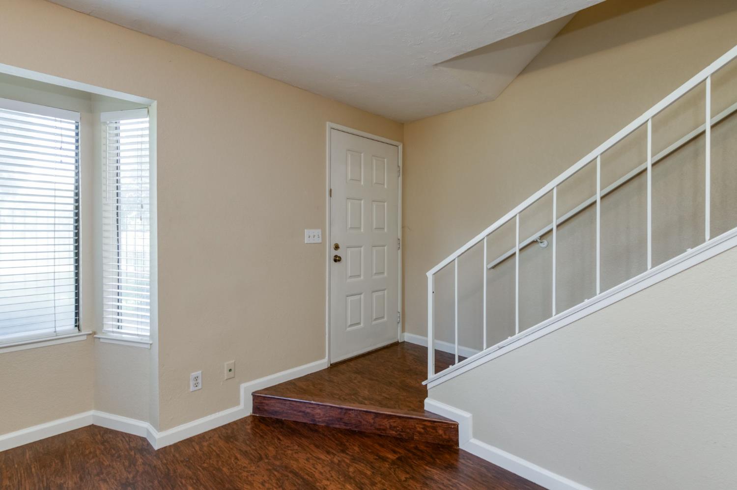 4747 N Woodrow Ave #120, Fresno, CA 93726