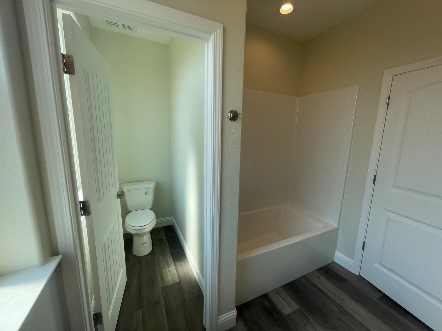 16151 West Monterey Ave, Kerman, CA 93630