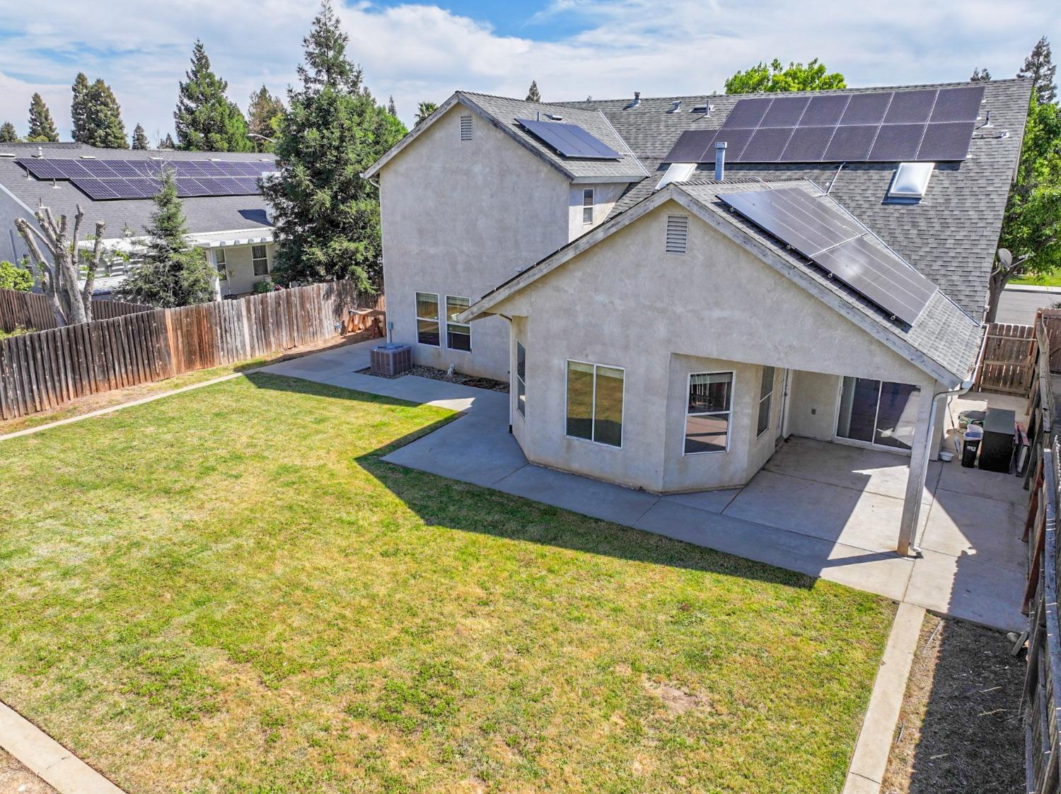 10089 N Baird Ave, Fresno, CA 93730