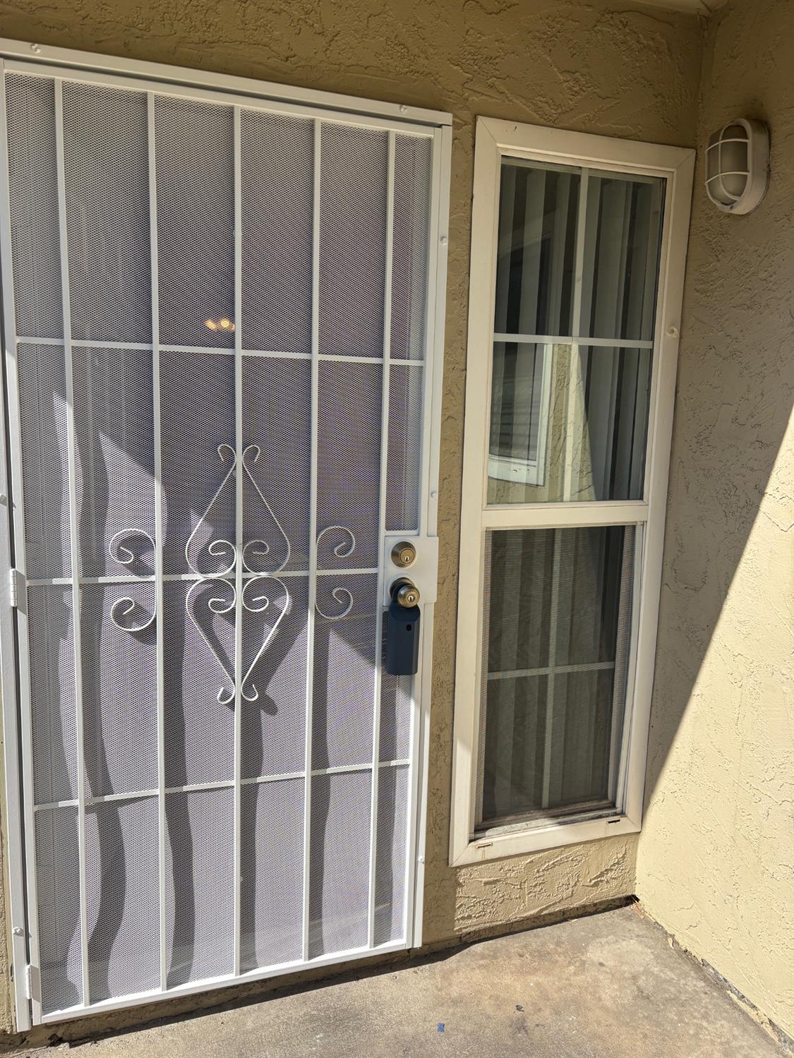 2236 Peach Ave #3, Clovis, CA 93612