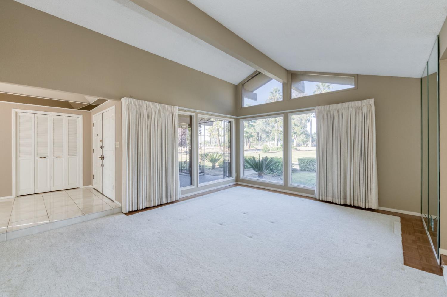 3167 W Kearney Blvd, Fresno, CA 93706