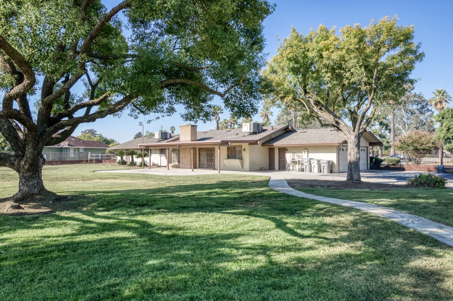 3167 W Kearney Blvd, Fresno, CA 93706