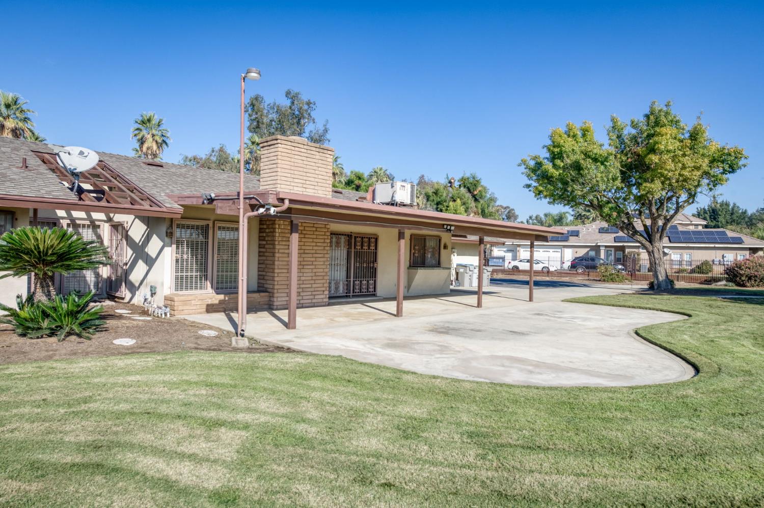 3167 W Kearney Blvd, Fresno, CA 93706