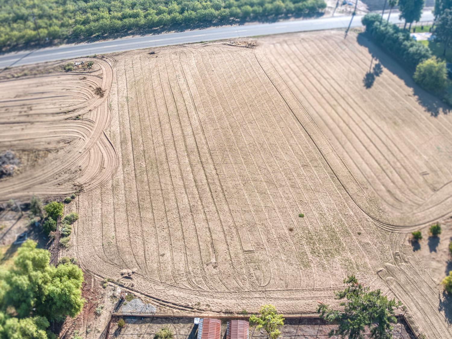 3167 W Kearney Blvd, Fresno, CA 93706