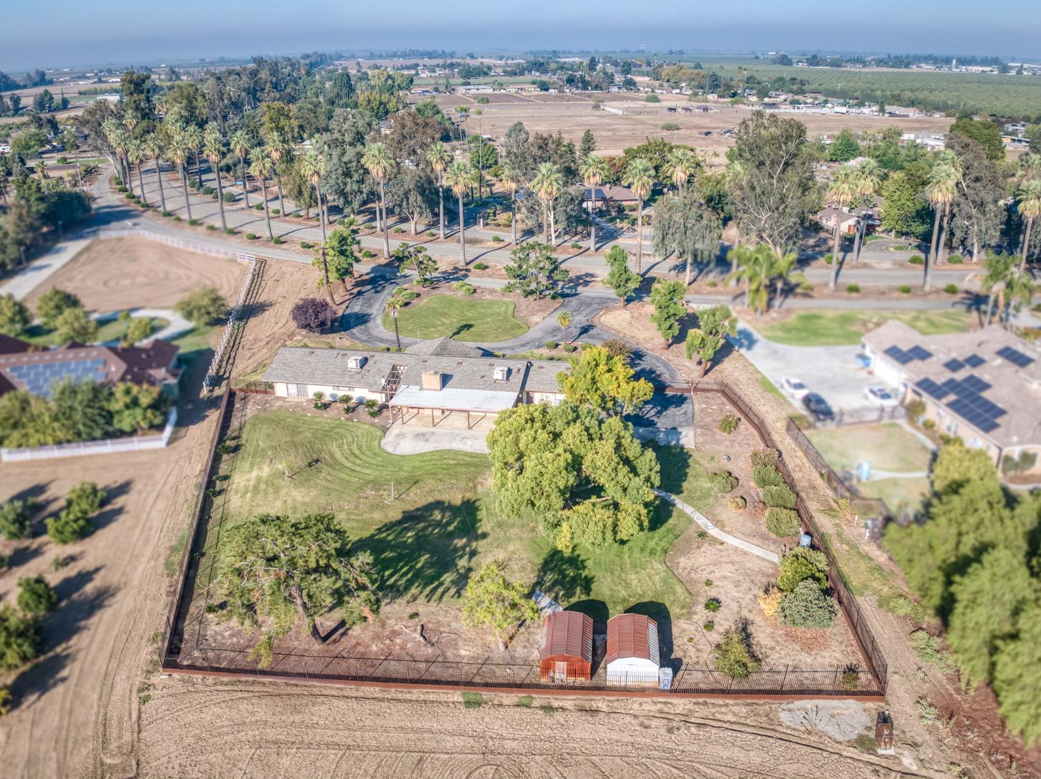 3167 W Kearney Blvd, Fresno, CA 93706