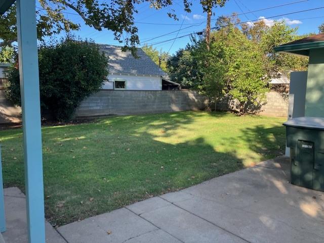 2612 N Farris Ave, Fresno, CA 93704