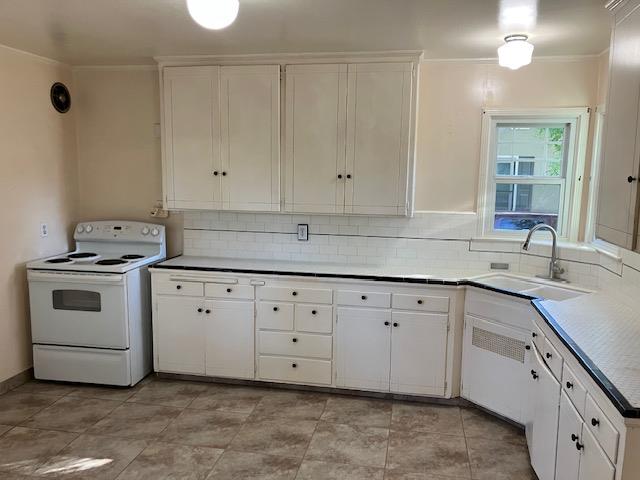 2612 N Farris Ave, Fresno, CA 93704