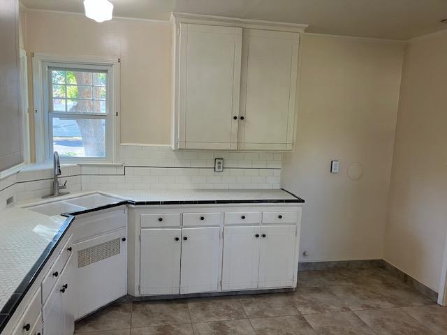 2612 N Farris Ave, Fresno, CA 93704