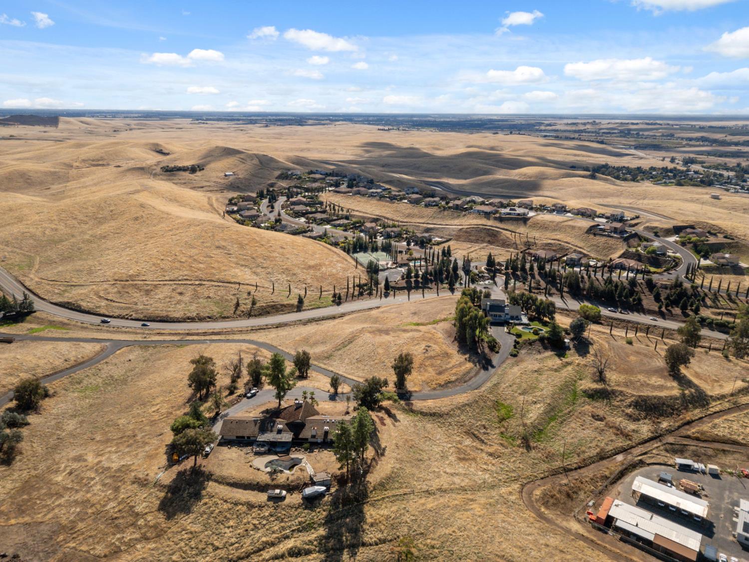 4614 Millerton Rd, Friant, CA 93626