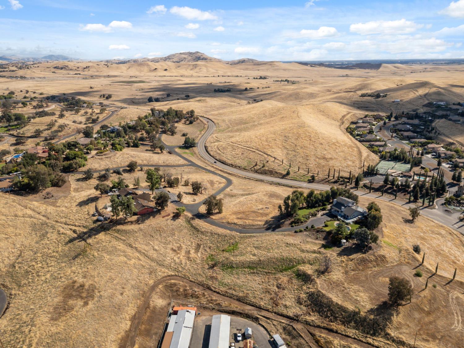 4614 Millerton Rd, Friant, CA 93626