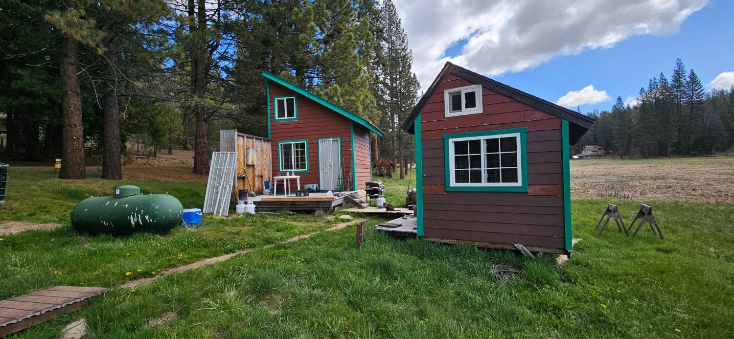 112 Meadow Ln, North Fork, CA 93643