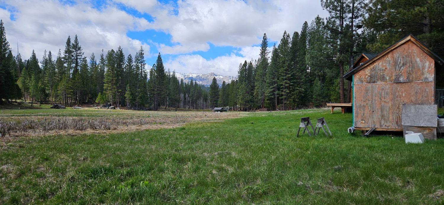 112 Meadow Ln, North Fork, CA 93643