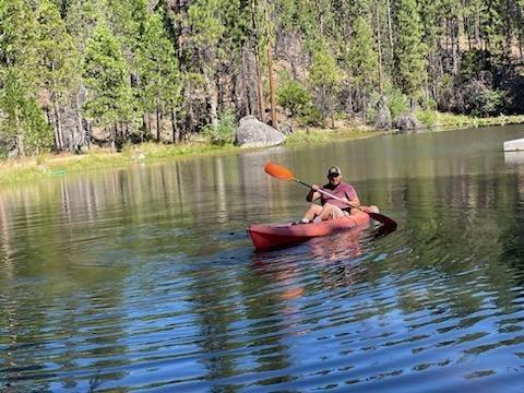 112 Meadow Ln, North Fork, CA 93643