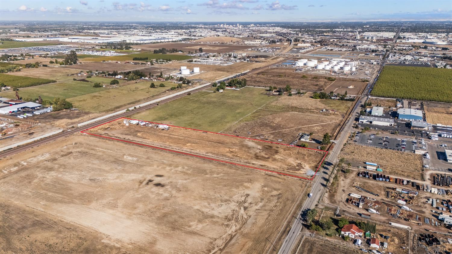 4637 S Maple Ave, Fresno, CA 93703