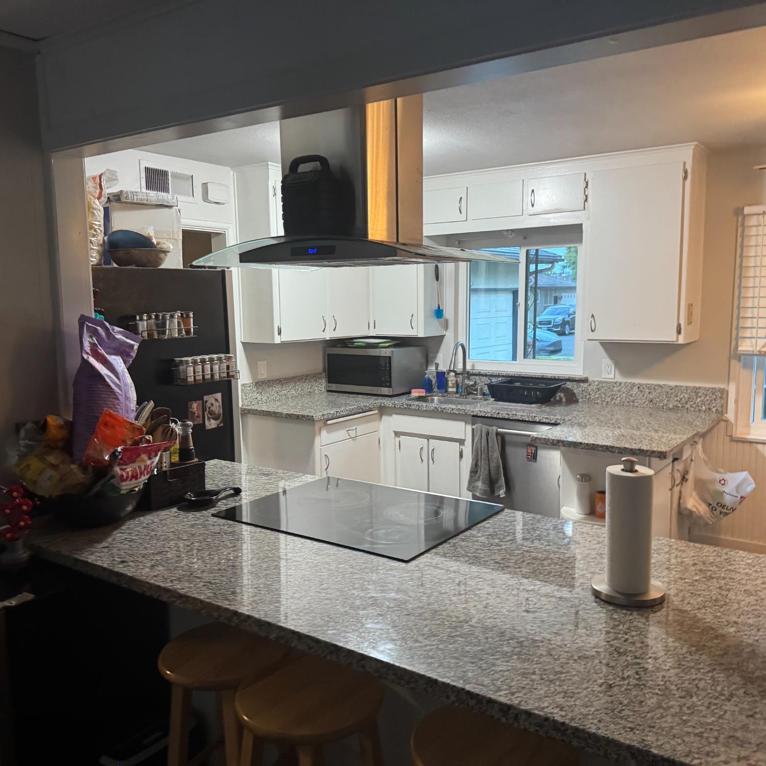 3508 E Norwich Ave, Fresno, CA 93727