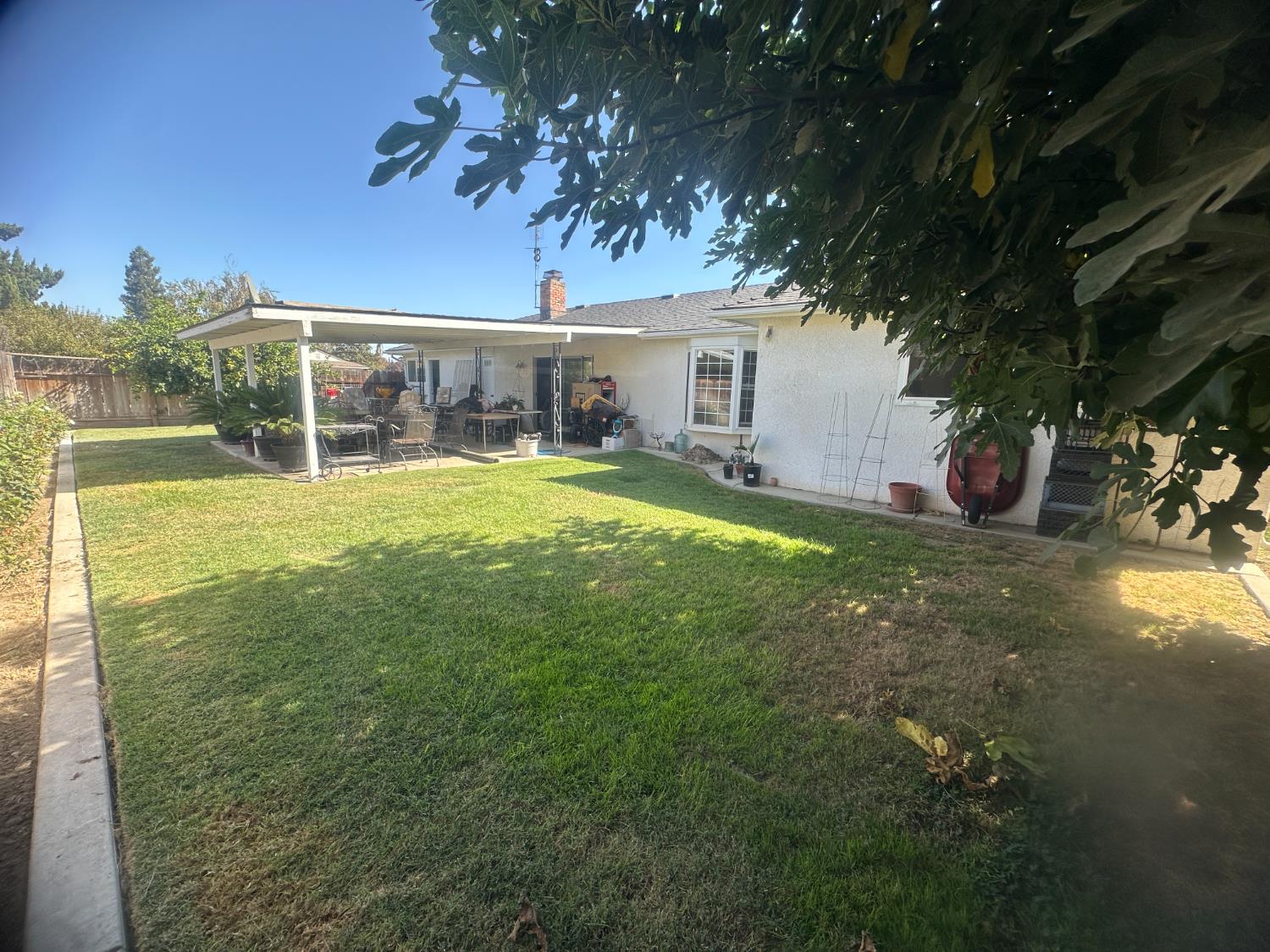 1564 Roosevelt Dr, Chowchilla, CA 93610