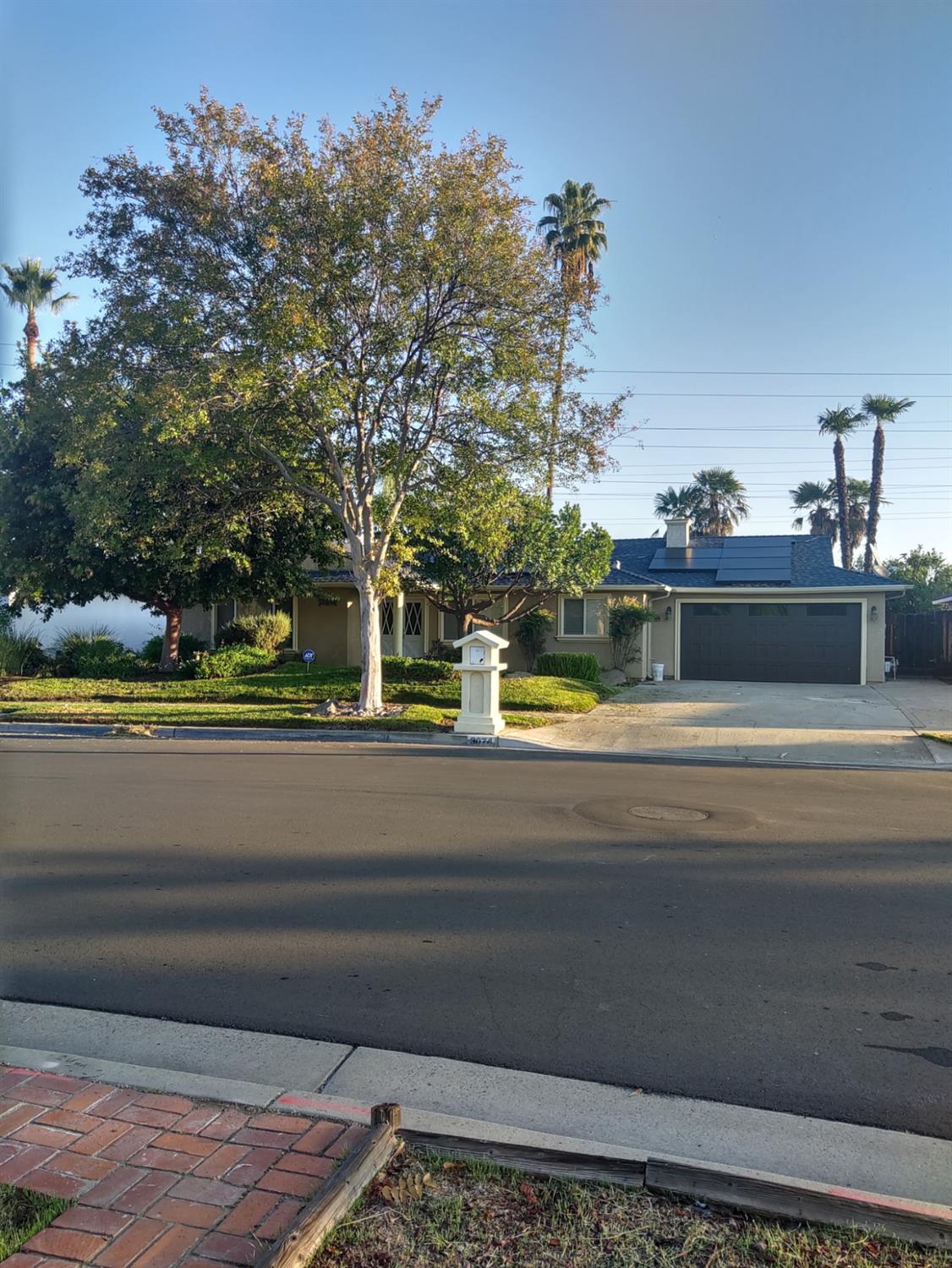 3074 W Pico Ave, Fresno, CA 93722