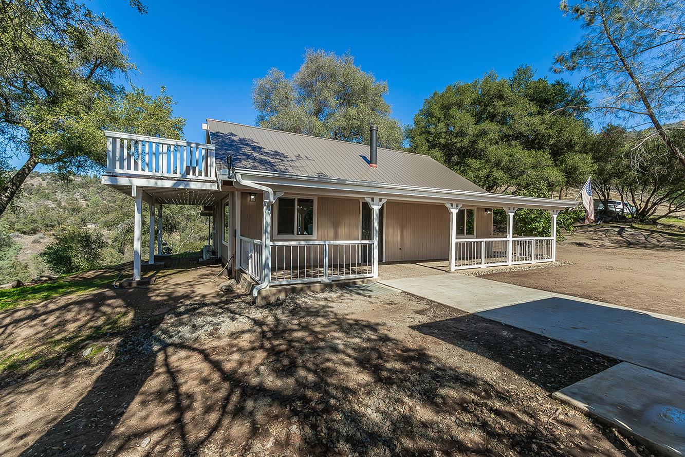 32035 Sycamore Rd, Tollhouse, CA 93667
