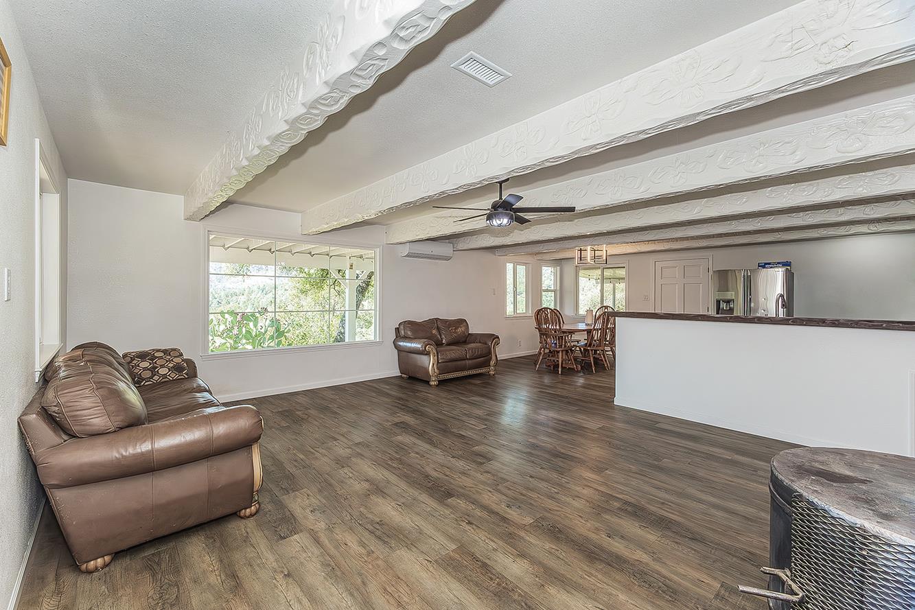 32035 Sycamore Rd, Tollhouse, CA 93667