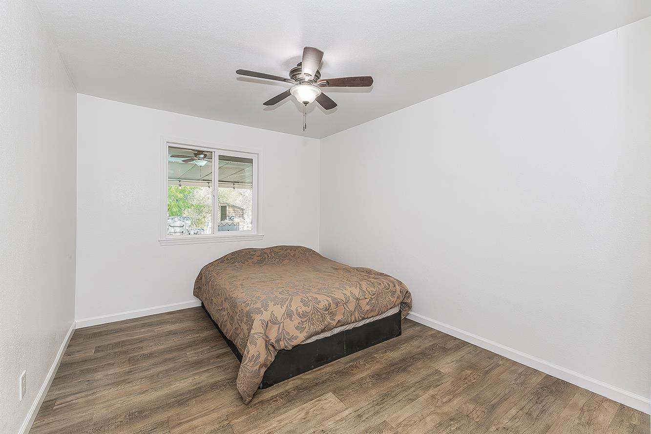 32035 Sycamore Rd, Tollhouse, CA 93667