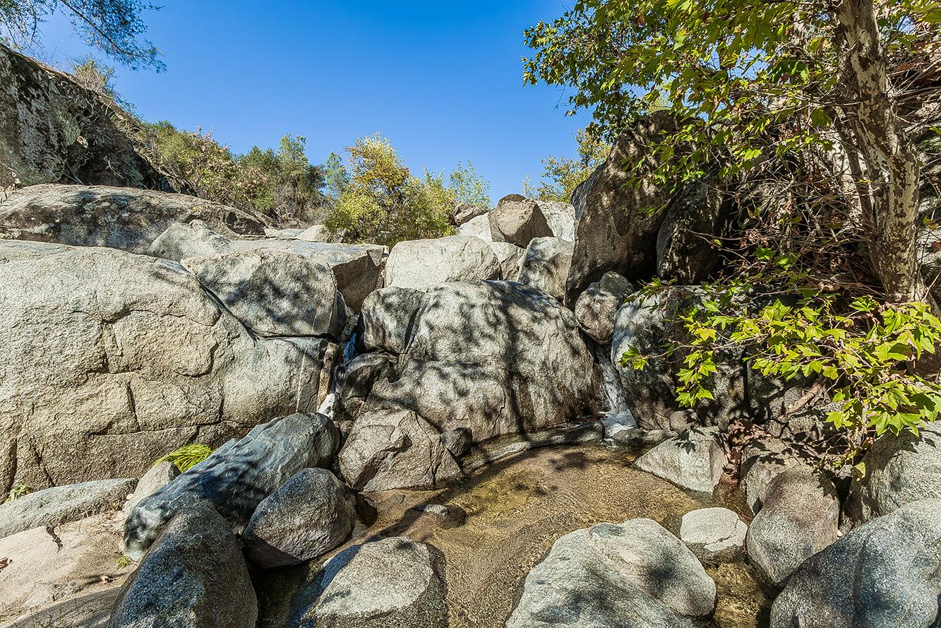 32035 Sycamore Rd, Tollhouse, CA 93667
