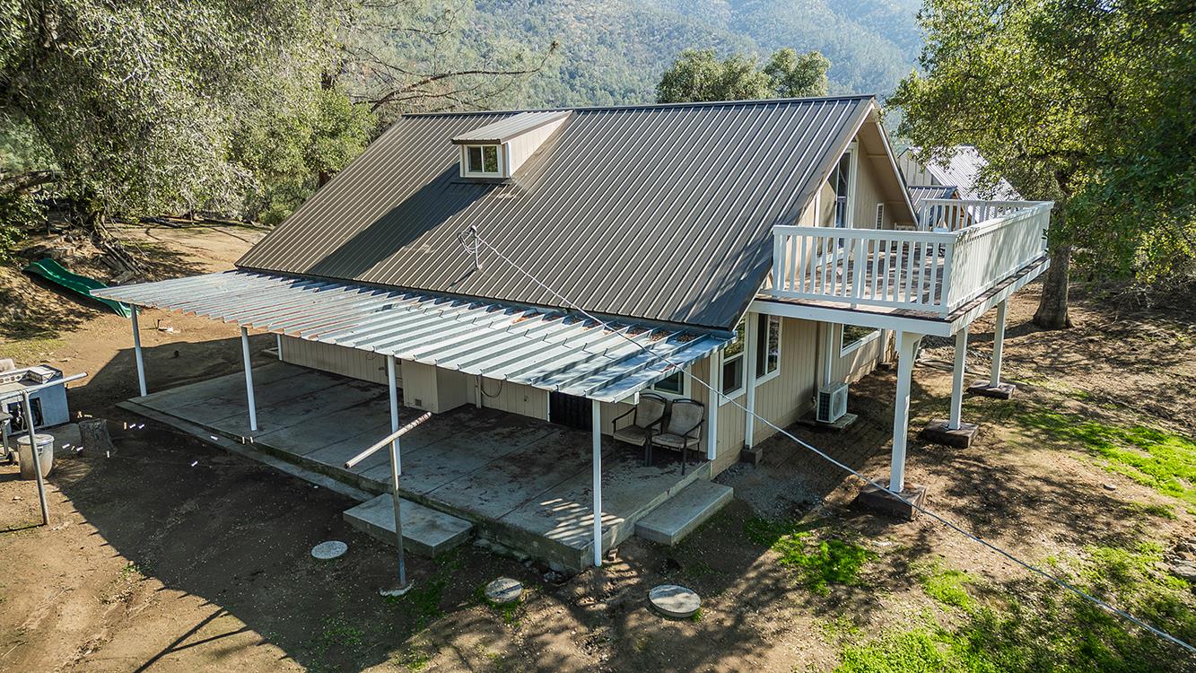 32035 Sycamore Rd, Tollhouse, CA 93667