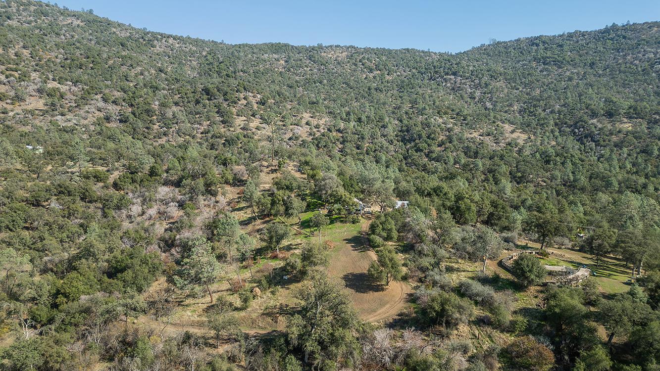 32035 Sycamore Rd, Tollhouse, CA 93667